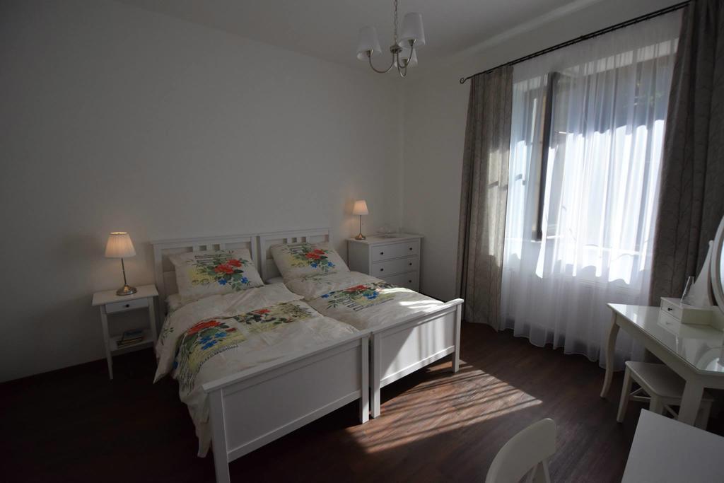 Hnizdo Snu Hotel Hradec Kralove Ruang foto