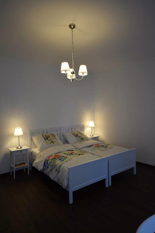 Hnizdo Snu Hotel Hradec Kralove Ruang foto