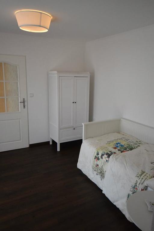 Hnizdo Snu Hotel Hradec Kralove Ruang foto