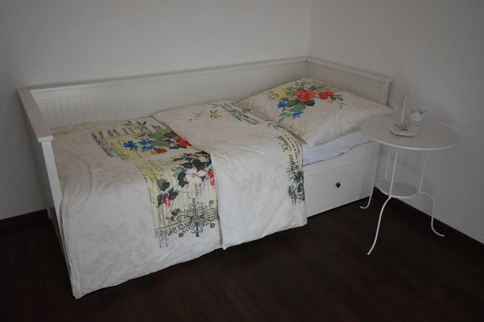 Hnizdo Snu Hotel Hradec Kralove Ruang foto