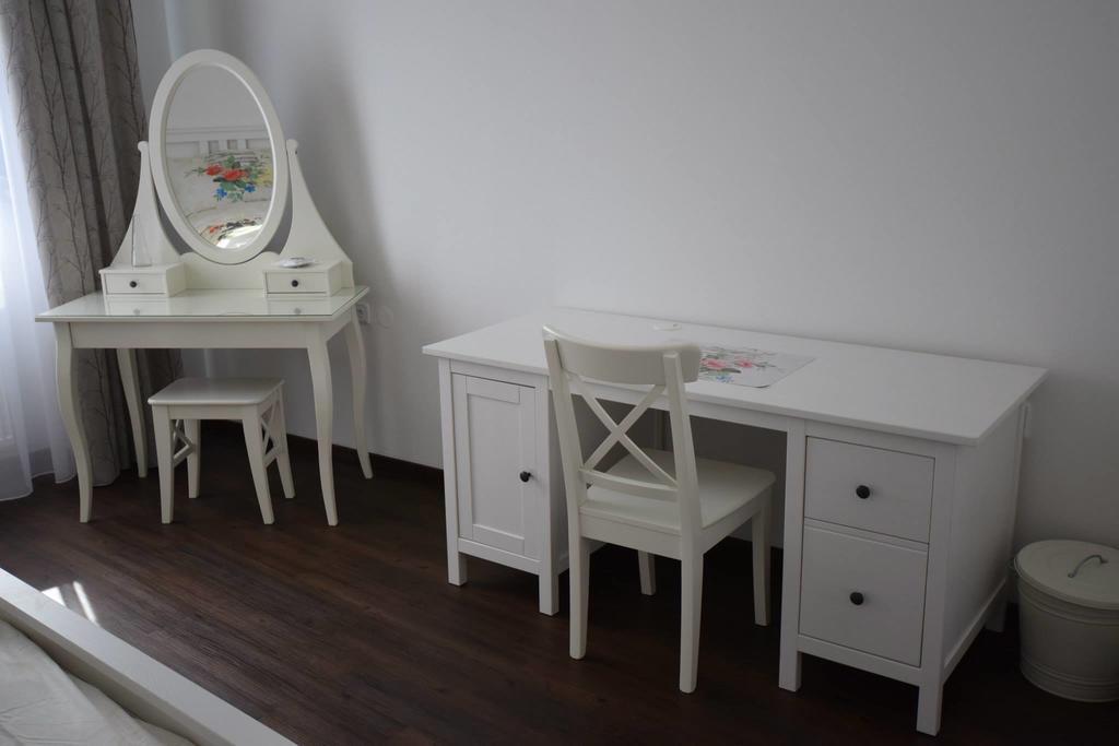 Hnizdo Snu Hotel Hradec Kralove Ruang foto