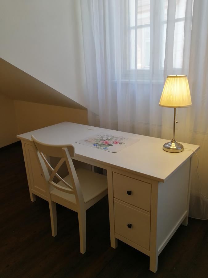 Hnizdo Snu Hotel Hradec Kralove Bagian luar foto